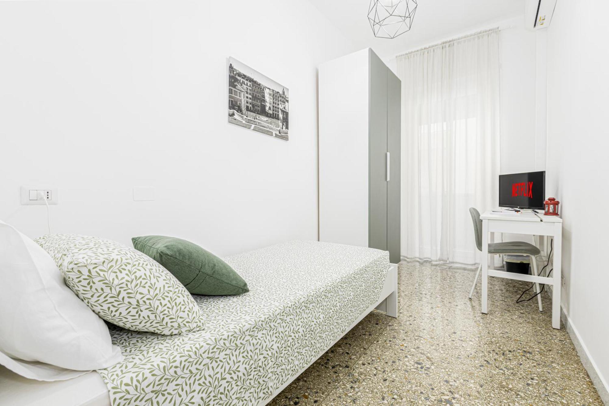Emily A Roma Home *